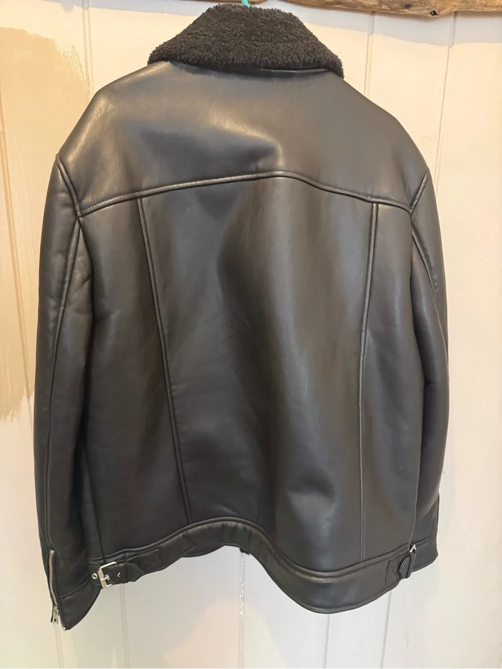 Guess men bomber